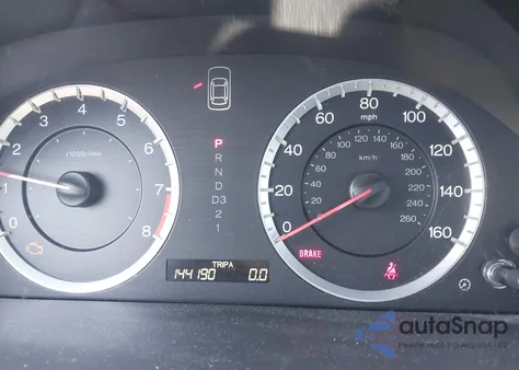 2010 Honda Accord 2.4 Ex z USA, uszkodzony, nr VIN 1HGCP2F7XAA010279